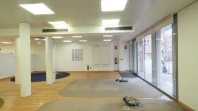 Local comercial en venta en Carrer d'Alfons IV, cerca de Carrer de Navarra, Centre (Granollers) de 250.000 €