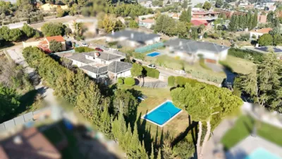Chalet unifamiliar en venta en Carrer Travessia del Tibidabo, Canovelles de 700.000 €