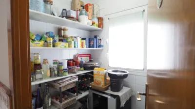 Chalet unifamiliar en venta en Carrer Travessia del Tibidabo, Canovelles de 700.000 €