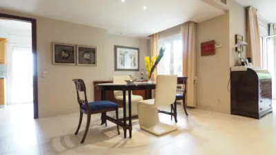 Chalet unifamiliar en venta en Carrer Travessia del Tibidabo, Canovelles de 700.000 €