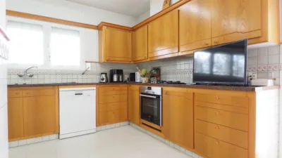 Chalet unifamiliar en venta en Carrer Travessia del Tibidabo, Canovelles de 700.000 €