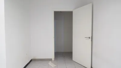 Local comercial en venta en Carrer de la Mare de Déu de Núria, Instituts-Ponent (Granollers) de 200.000 €