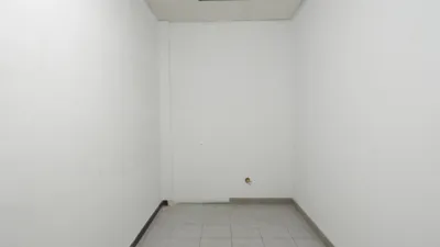 Local comercial en venta en Carrer de la Mare de Déu de Núria, Instituts-Ponent (Granollers) de 200.000 €