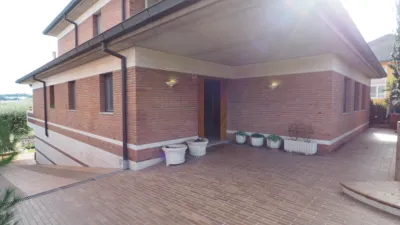 Single-family home on Carrer de Núria photo 3
