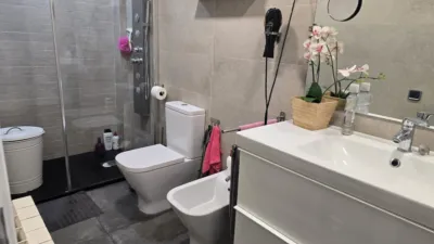 Dúplex en venta en Carrer d'Alcoi, cerca de Carrer de l' Ancianitat, Poble Nou-Zona Olímpica (Distrito Sant Pere-Zona Esportiva. Terrassa) de 409.000 €