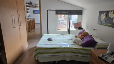 Dúplex en venta en Carrer d'Alcoi, cerca de Carrer de l' Ancianitat, Poble Nou-Zona Olímpica (Distrito Sant Pere-Zona Esportiva. Terrassa) de 409.000 €