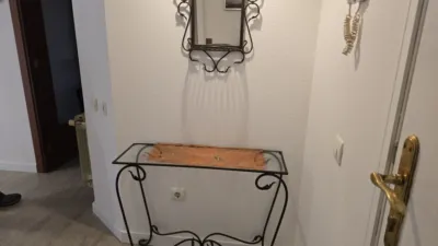 Piso en venta en Carrer de les Borges Blanques, cerca de Carrer de Reus, Les Arenes-Can Montllor-La Grípia (Distrito La Grípia-Sant Llorenç. Terrassa) de 141.000 €