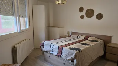 Piso en venta en Carrer de les Borges Blanques, cerca de Carrer de Reus, Les Arenes-Can Montllor-La Grípia (Distrito La Grípia-Sant Llorenç. Terrassa) de 141.000 €