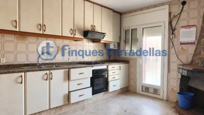 Townhouse at Carrer del Mas Torrents, 33 photo 2