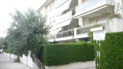 Piso en alquiler en Carrer de Nostra Senyora del Pilar, Regueral-Prat d'en Forès (Cambrils) de 1.075 €<span>/sem</span>