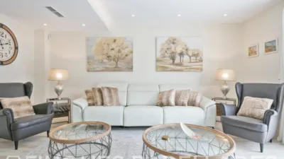 Apartment in Centre photo 3