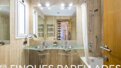 Penthouse in Can Girona-Terramar-Vinyet photo 17