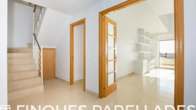 Duplex penthouse in Can Girona-Terramar-Vinyet photo 11