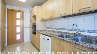 Duplex penthouse in Can Girona-Terramar-Vinyet photo 16