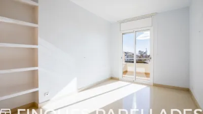 Duplex penthouse in Can Girona-Terramar-Vinyet photo 23