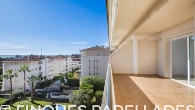 Duplex penthouse in Can Girona-Terramar-Vinyet photo 49