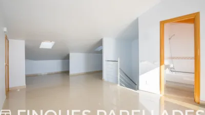 Duplex penthouse in Can Girona-Terramar-Vinyet photo 53