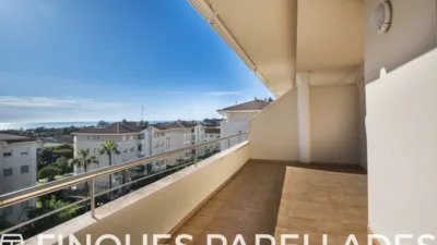 Duplex penthouse in Can Girona-Terramar-Vinyet photo 5