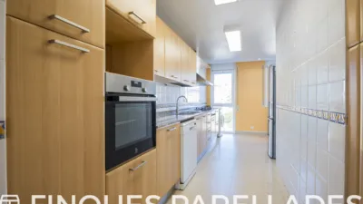 Duplex penthouse in Can Girona-Terramar-Vinyet photo 7