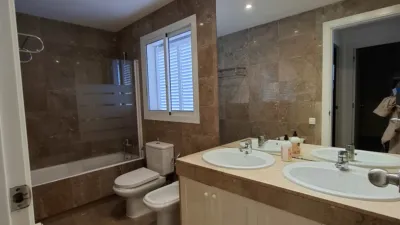 Semi-detached house in Can Girona-Terramar-Vinyet photo 17
