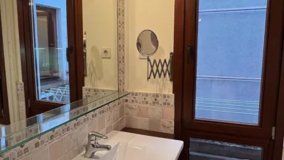 Apartment in Centre photo 6