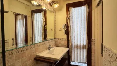 Apartment in Centre photo 14