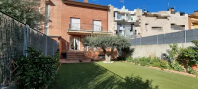 Terraced house in Carrer de Brasil photo 43