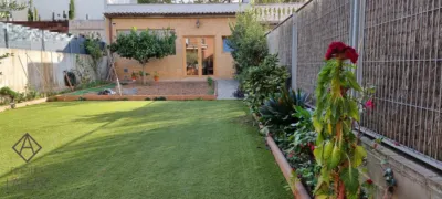 Terraced house in Carrer de Brasil photo 51