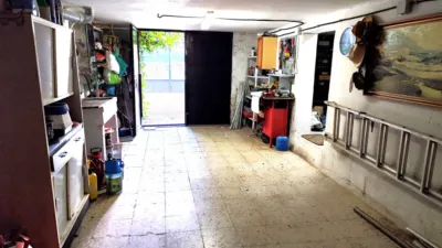 Chalet en venta en Calle Olivo, Santa Cruz de Pinares de 160.000 €