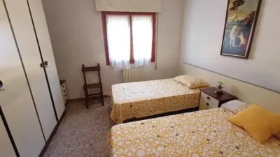 Casa en venta en Calle de Ruiz Alarcón, El Hoyo de Pinares de 85.000 €