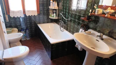 Casa en venta en Calle de Ruiz Alarcón, El Hoyo de Pinares de 85.000 €