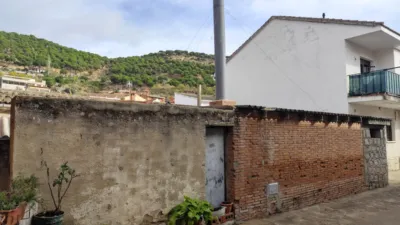 Casa en venta en Calle Fuentenueva, El Hoyo de Pinares de 125.000 €