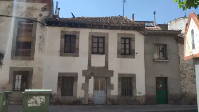 Casa en venta en Avenida Principal, 50, Las Navas del Marqués de 99.000 €