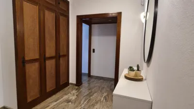 Apartment in Estadi-Horta Vermella-Santa Anna photo 4