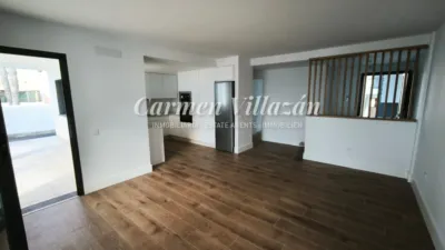 Apartamento en venta en Calle Alcaudón, Número 1, Corralejo (La Oliva) de 335.000 €