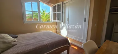 Chalet on Islas Canarias Street photo 20