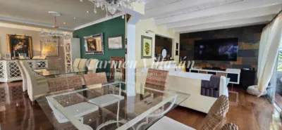 Chalet on Islas Canarias Street photo 5