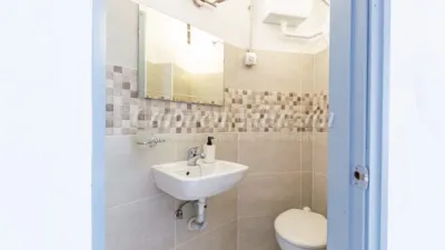 Duplex on Juan Sebastian Elcano Street photo 12