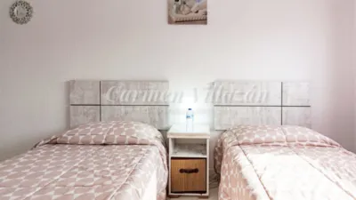 Duplex on Juan Sebastian Elcano Street photo 22