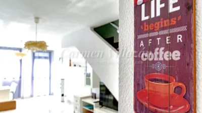Duplex on Juan Sebastian Elcano Street photo 11