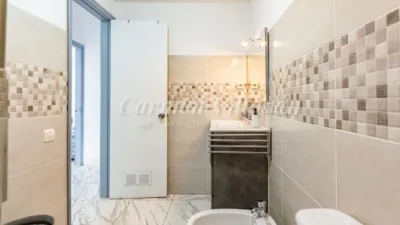 Duplex on Juan Sebastian Elcano Street photo 32