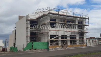 Piso en venta en Calle La Juanita Morales, El Charco-Las Salinas-Puerto Lajas (Puerto del Rosario) de 288.000 €