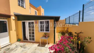 Casa pareada en venta en Calle Los Naranjos, Parque Holandés (La Oliva) de 273.000 €