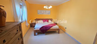 Chalet on Calle Trillo photo 10