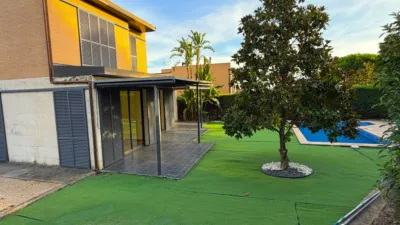House in Urbanization photo 14