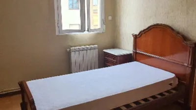 Apartamento en venta en Calle Doce Ligero, Universidad-Los Lirios (Logroño) de 83.000 €