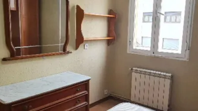 Apartamento en venta en Calle Doce Ligero, Universidad-Los Lirios (Logroño) de 83.000 €