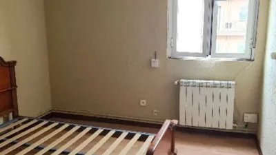 Apartamento en venta en Calle Doce Ligero, Universidad-Los Lirios (Logroño) de 83.000 €