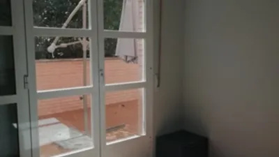 Piso en alquiler en Calle de María Teresa Gil de Gárate, cerca de Avenida de la Gran Vía Rey Juan Carlos I, Centro (Logroño) de 700 €<span>/mes</span>