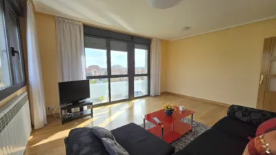 Piso en alquiler en Portillejo-Valdegastea, Portillejo-Valdegastea (Logroño) de 900 €<span>/mes</span>
